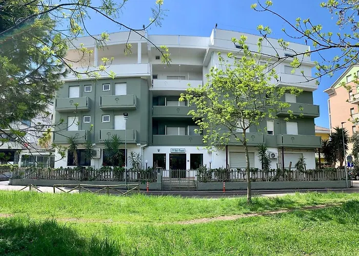 Hotel Nel Pineto